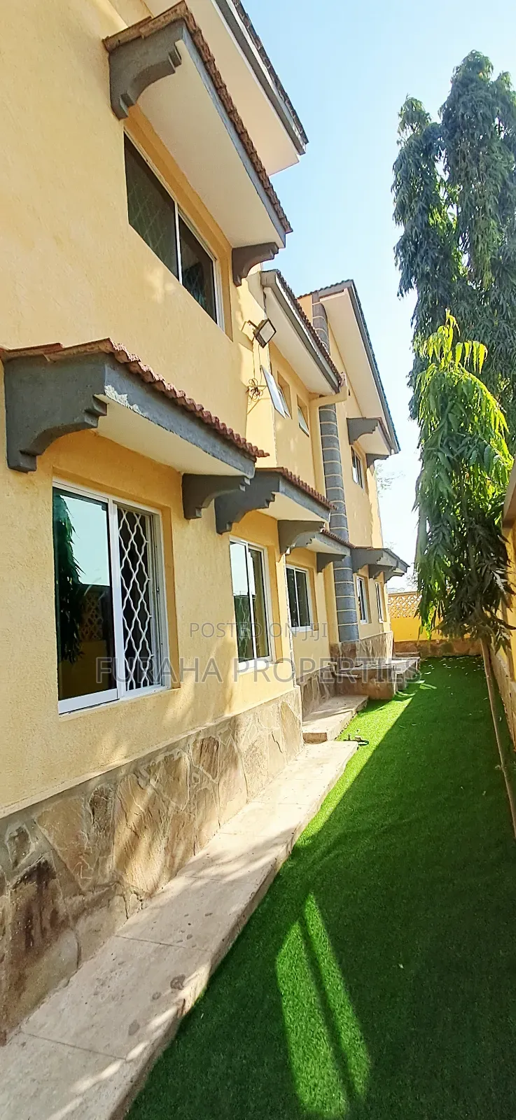 8bdrm Mansion in Nyali for rent