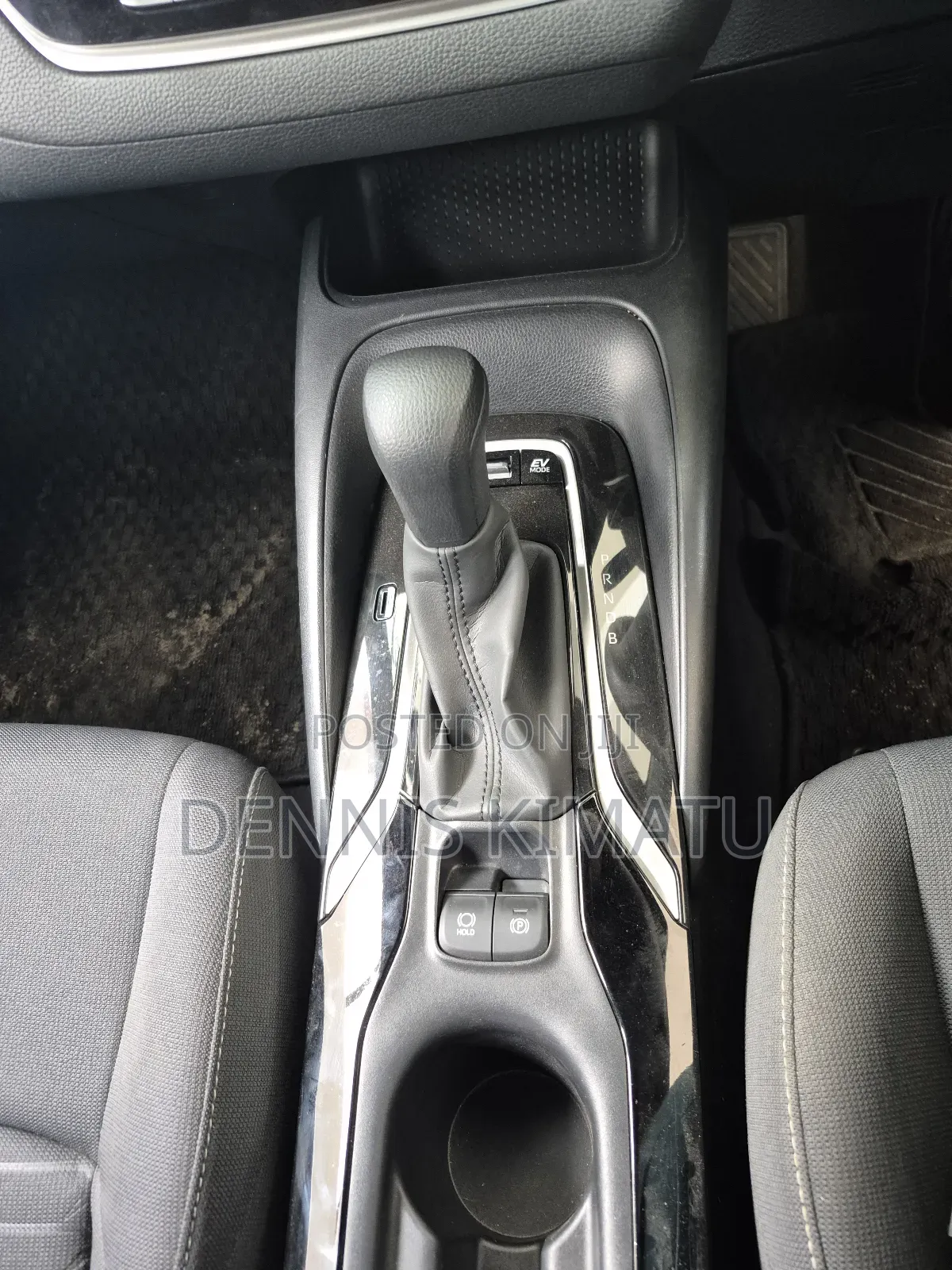 Toyota Corolla 2019 White