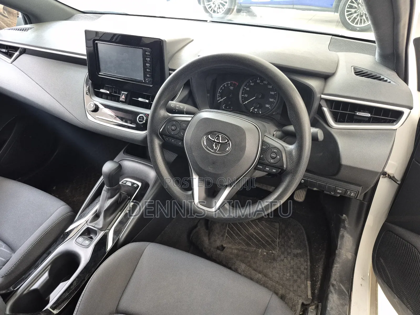 Toyota Corolla 2019 White