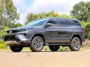 Toyota Fortuner 2024 Gray