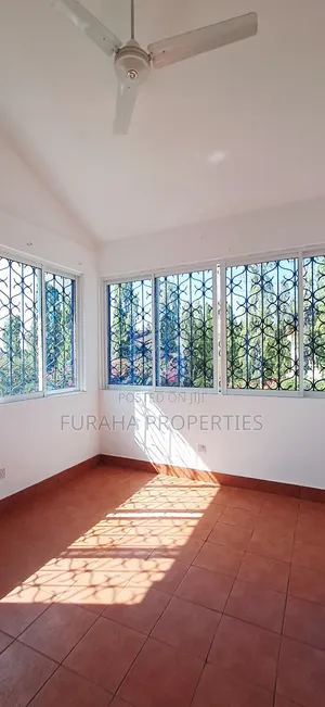 3bdrm Mansion in Shanzu for rent