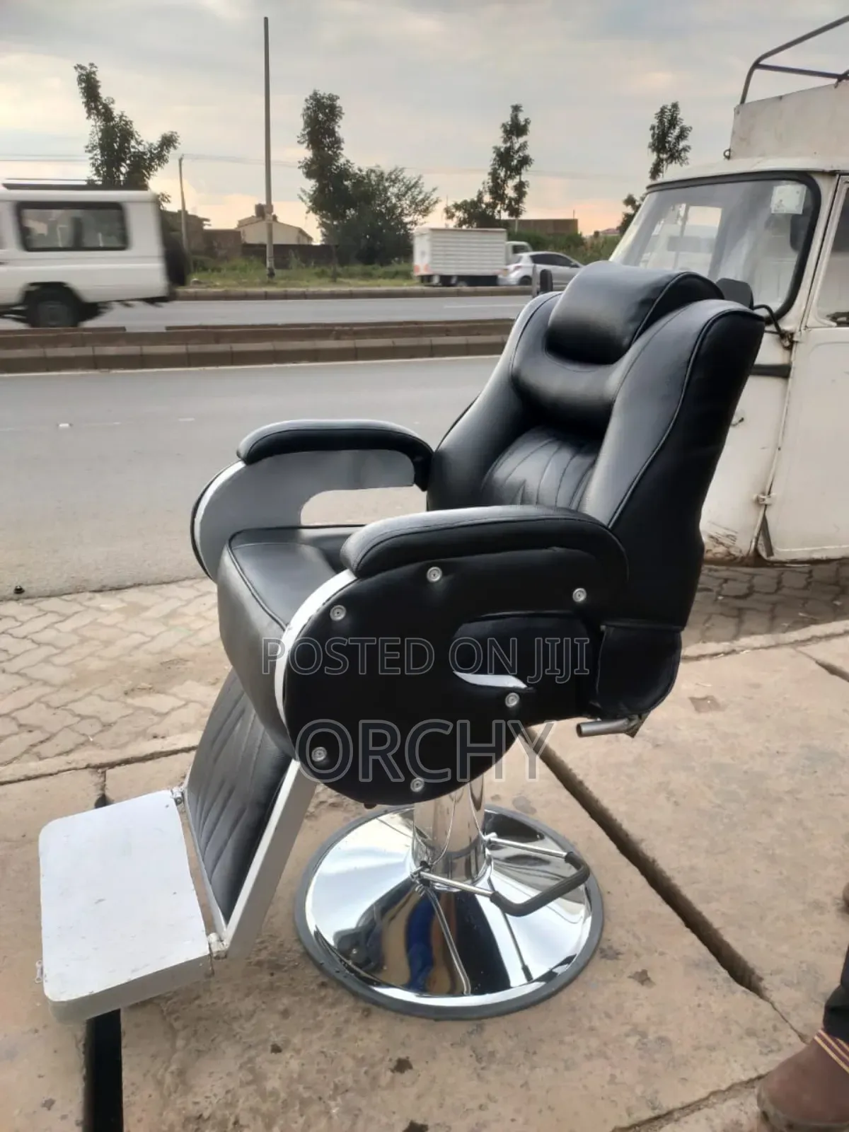 Hydraulic Kinyozi Seat