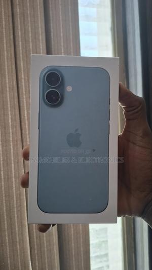 New Apple iPhone 16 256 GB Blue - main view