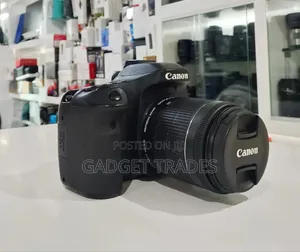 Canon Eos 80d DSLR Camera With 18-55mm Lens(Very Clean as New)