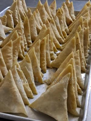 Pre-Cooked Samosas 30 PCS Chicken or Beef - main view