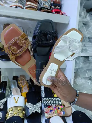 Women's Flat Slide Sandals With an Embellished Buckle Size 37-41