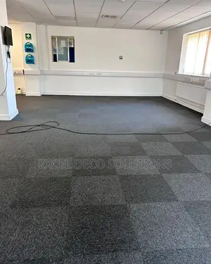 Plain Carpet Tiles for Offices Commercial Spaces