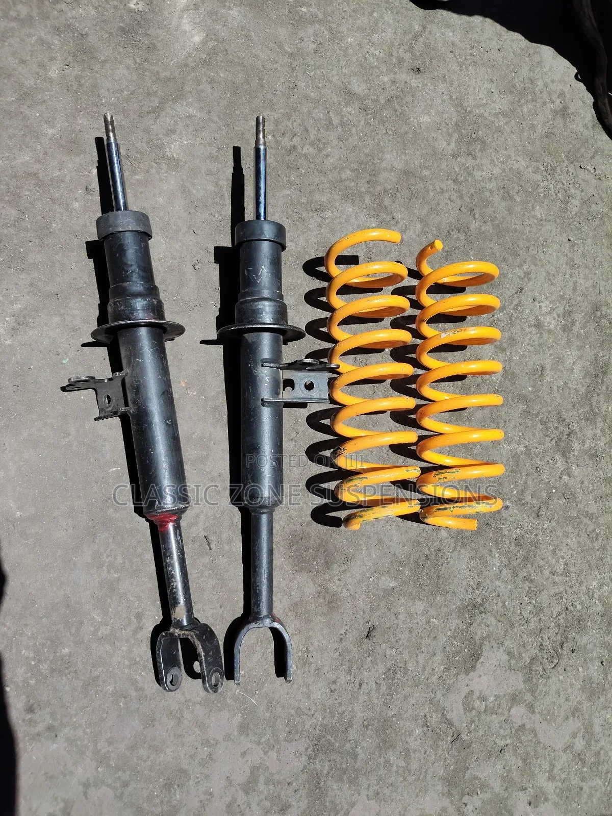 BMW 524 D Shock and Springs.
