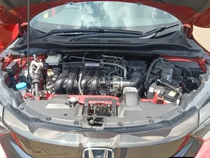 Honda Vezel 1.5 Hybrid 2WD 2018 Red