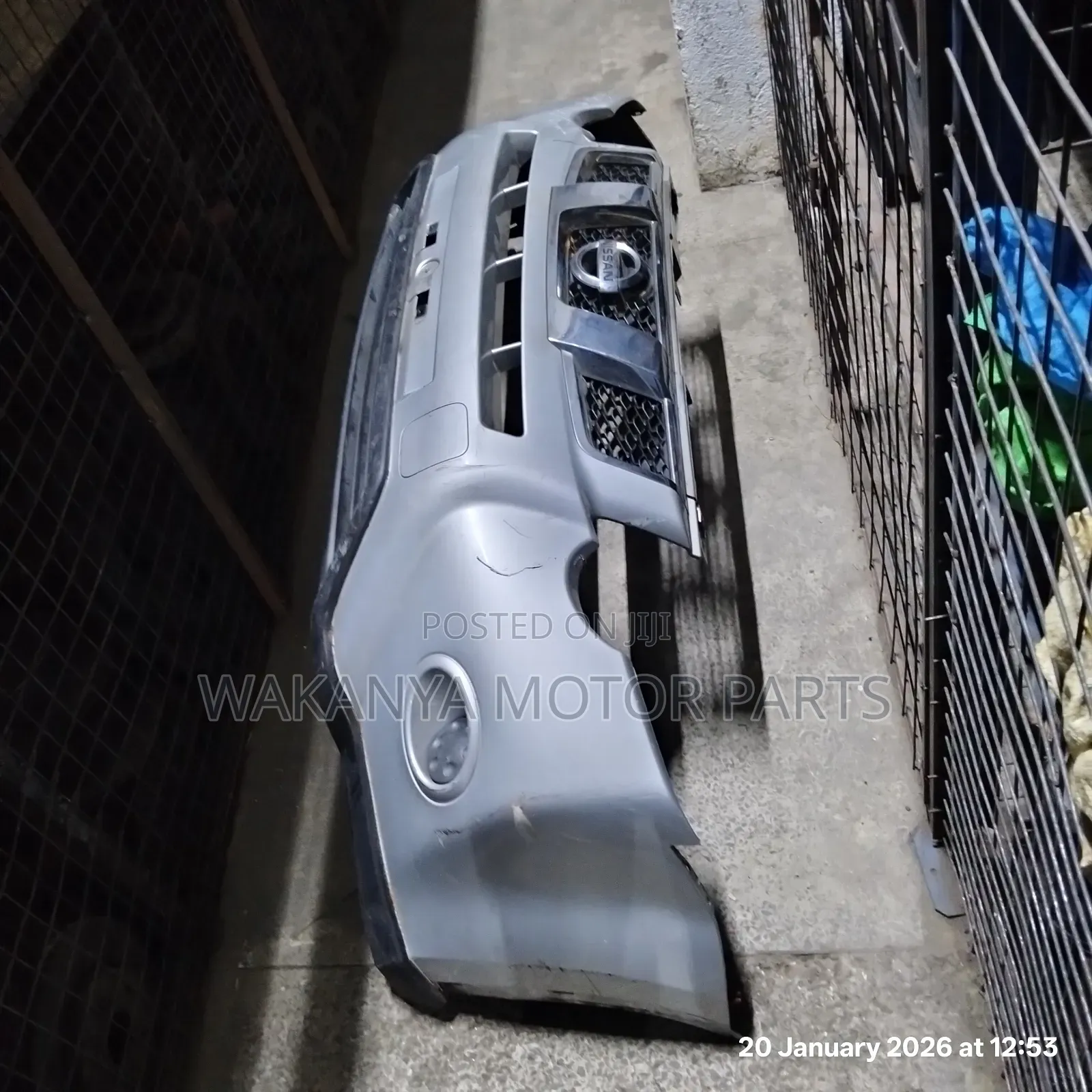 Nissan X-Trail Nt31 Front Bumper Complete, Model 2012. Clean Ex Japan