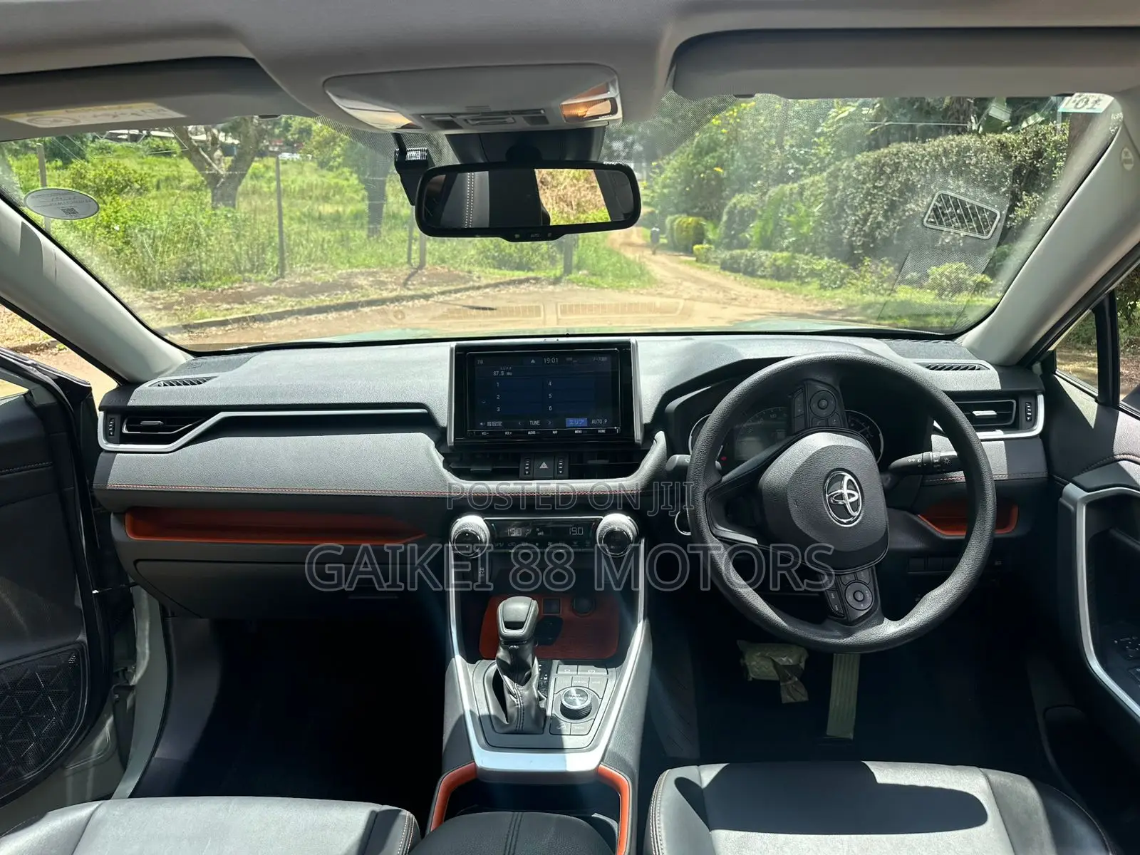 Toyota RAV4 Adventure 2019 Green