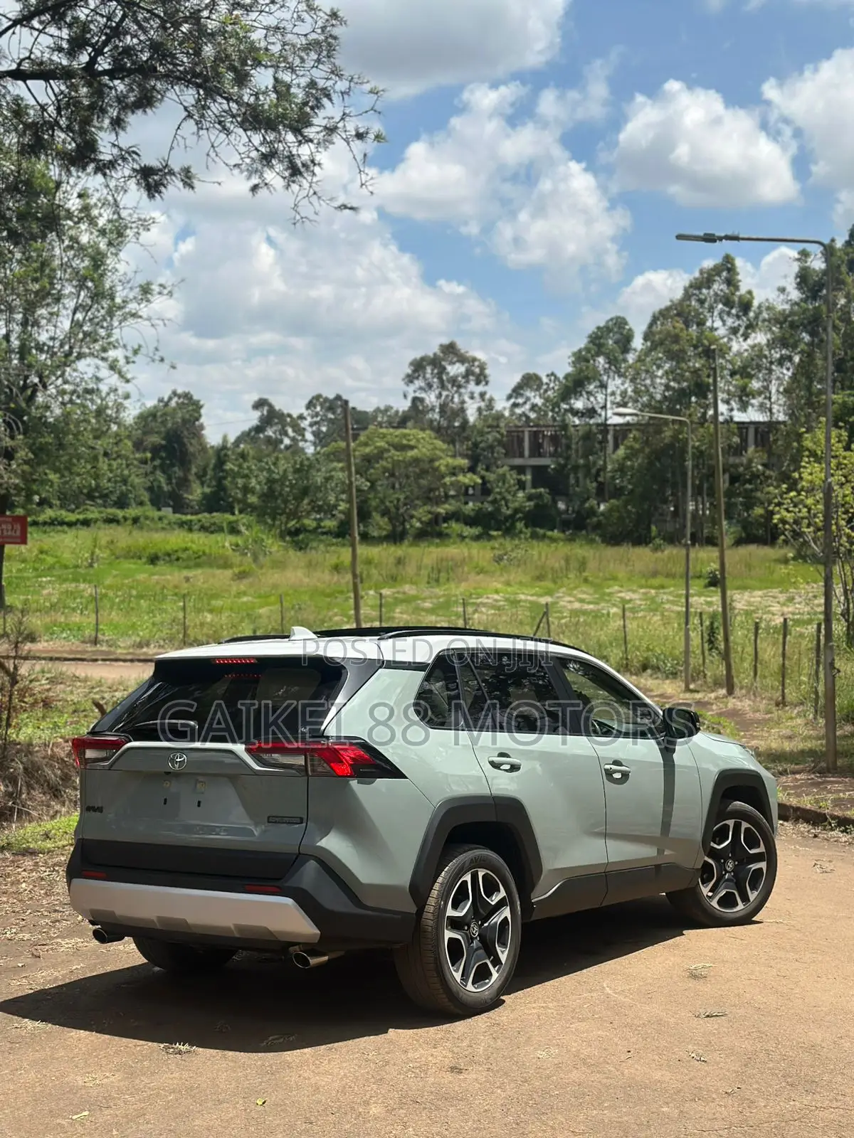 Toyota RAV4 Adventure 2019 Green