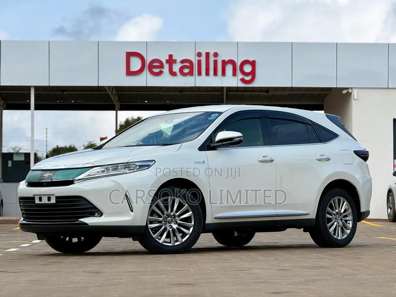 Toyota Harrier 2.5 Hybrid 4WD 2018 White