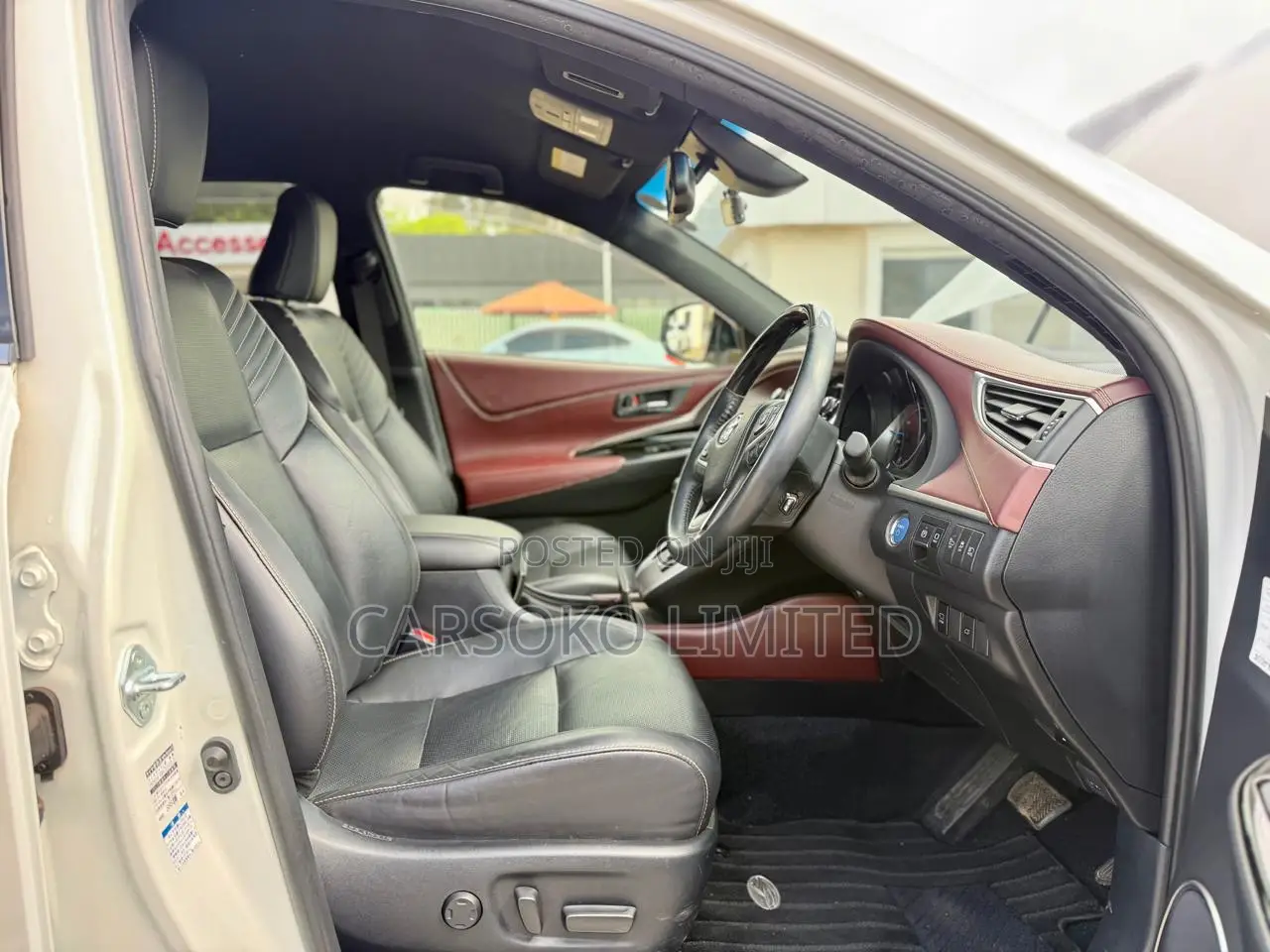 Toyota Harrier 2.5 Hybrid 4WD 2018 White