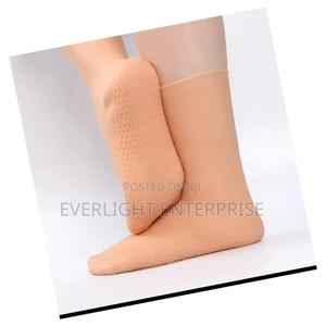 Silicone Anticracking Moisturizing Socks - main view