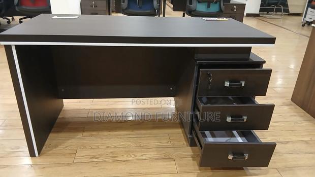 1.6m Modern Executive Office Desk – Strong Stylish - thumbnail 2