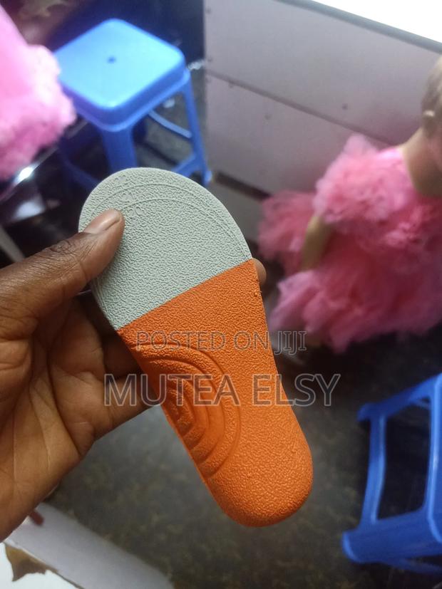 Kid's Orthopedic Inner Soles - thumbnail 3