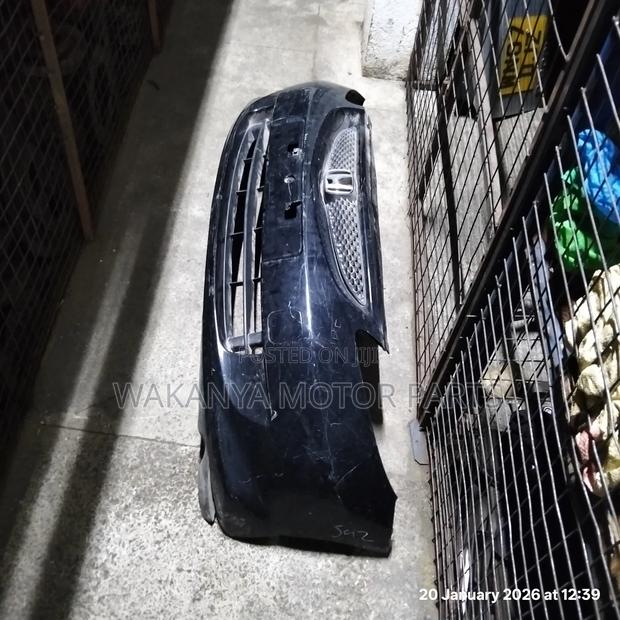 Honda Fit Model 2005/2006 Front Bumper Complete With Grille, Ex Japan - main view