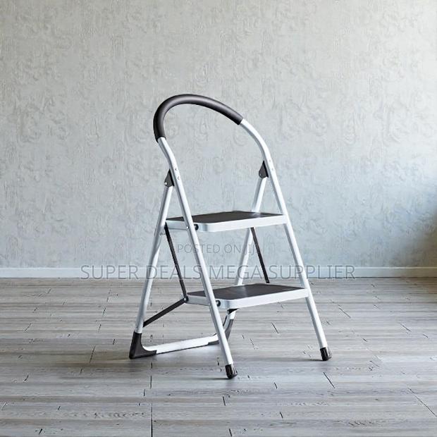 Heavy Duty Safe and Sturdy Structure 2 Step Ladder Stepladder