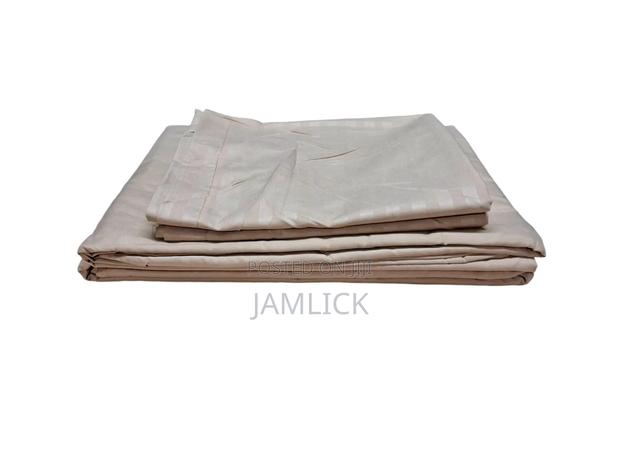 6×6 Striped CLP Bedsheet Set With 2 Pillowcases -Pt - thumbnail 5