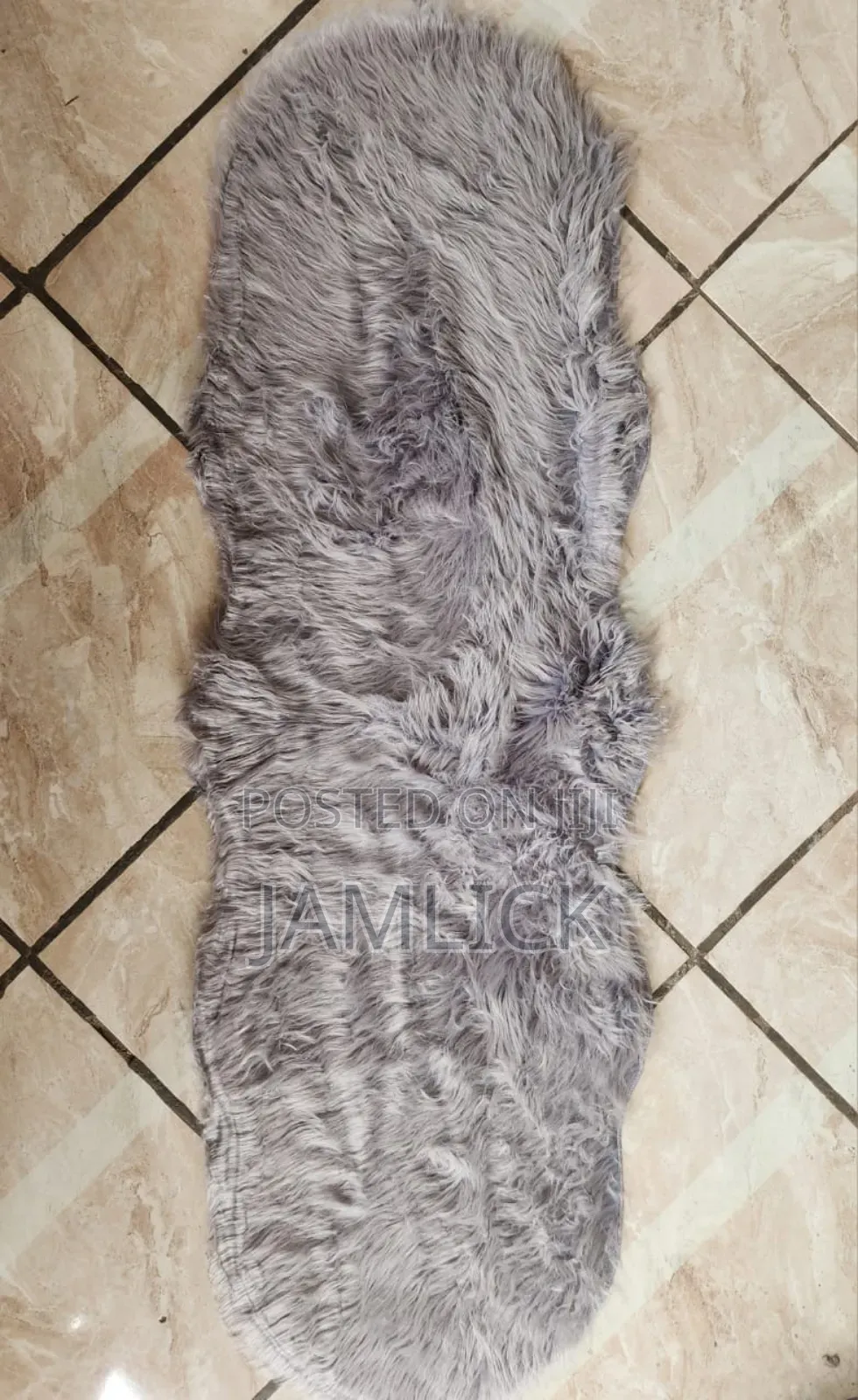 Luxury Super Soft Chiwawa Sheepskin Bedside Mat 2×6ft -Pt