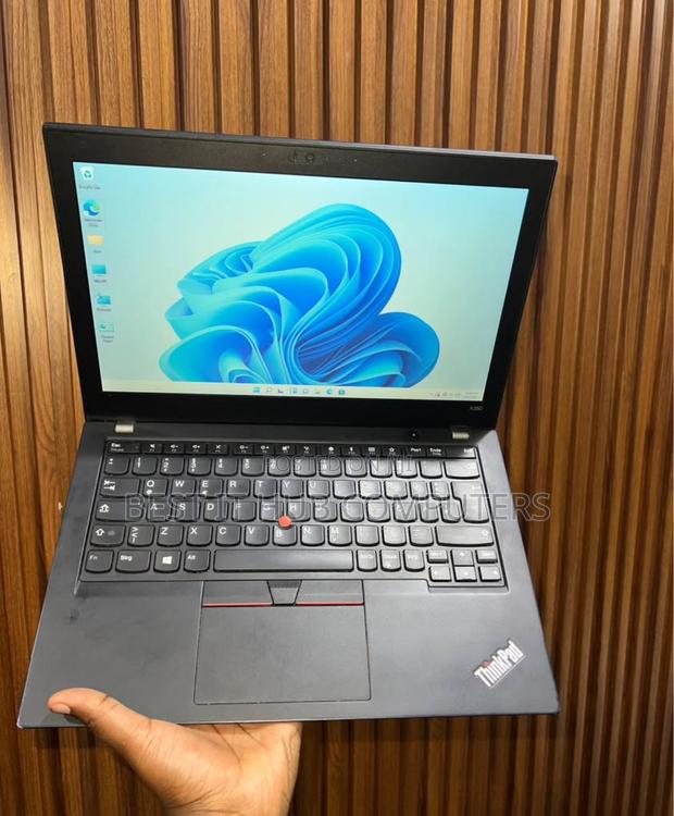 Laptop Lenovo ThinkPad X280 8GB Intel Core i5 SSD 256GB - thumbnail 2