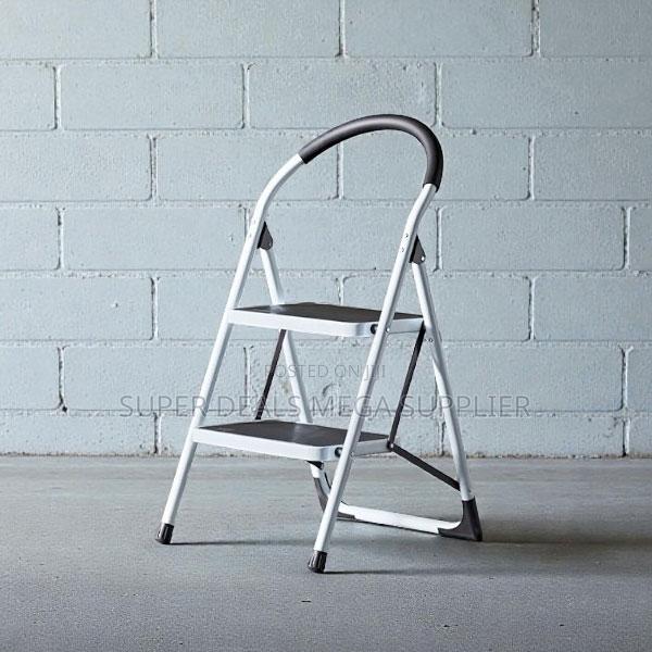 Sturdy Steel Convenient and Durable 2 Step Ladder Stepladder