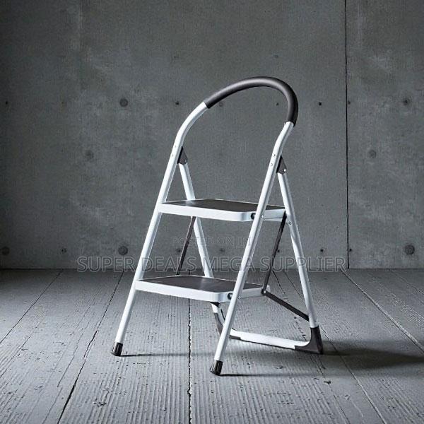 Efficient And Convenient Non Slip Aluminum 2 Step Ladder Stepladder
