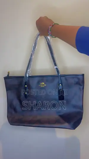 Coach City Tote+Free Cherry Charm