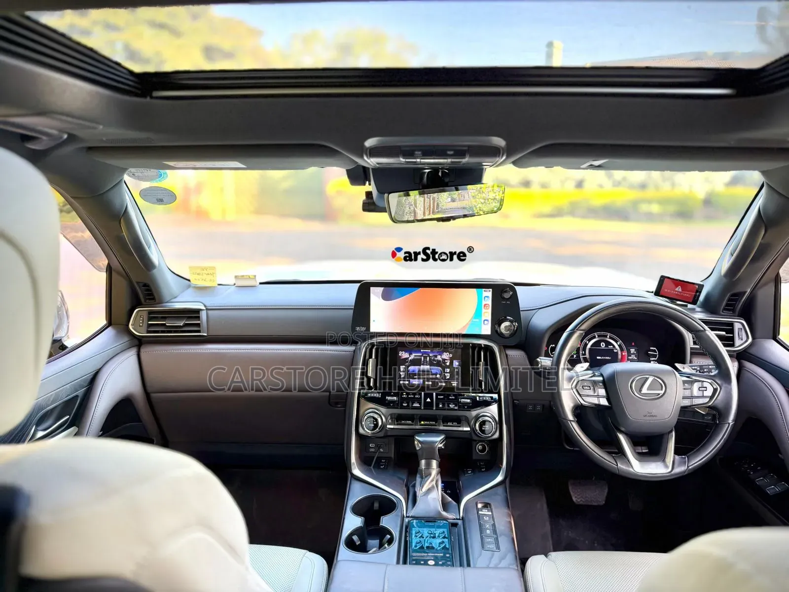 Lexus LX LX 600 2022 White
