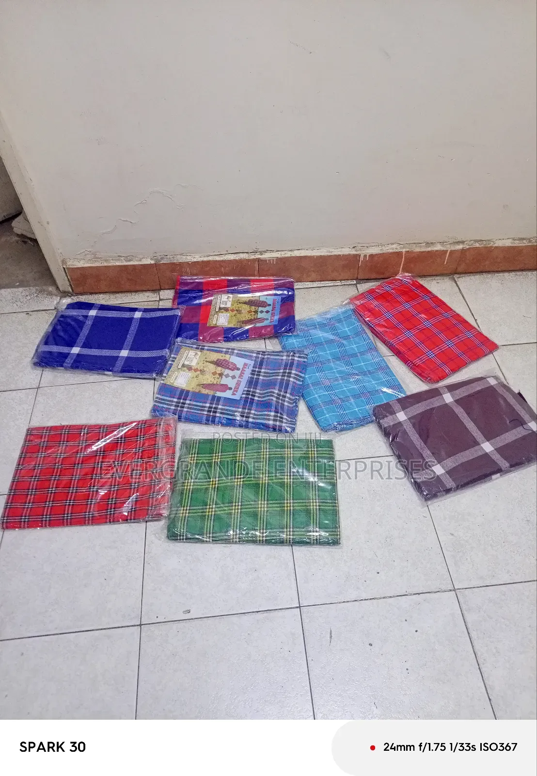 Maasai Shuka, Maasai Shuka