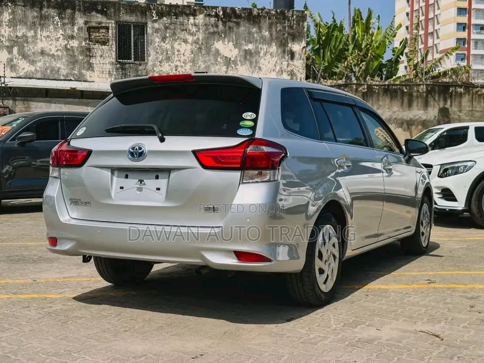 Toyota Corolla Fielder 2019 Silver