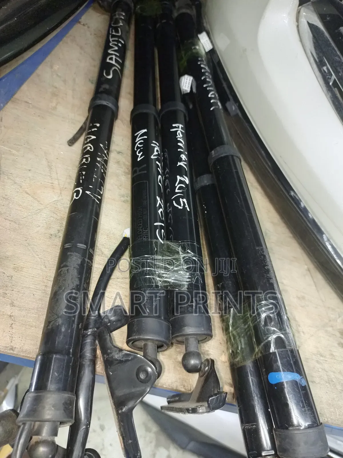 Genuine Ex Japan Toyota Harrier 2015 Shocks Available