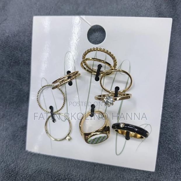 Pretty Ring Set - thumbnail 3