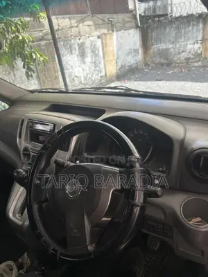 Nissan NV200 2009 Grey