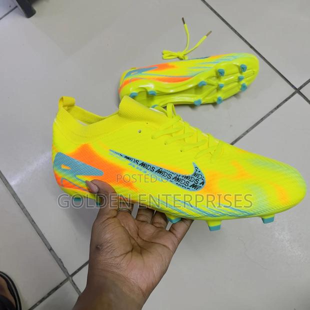 Luminous Green Nike Football Boots 40-45