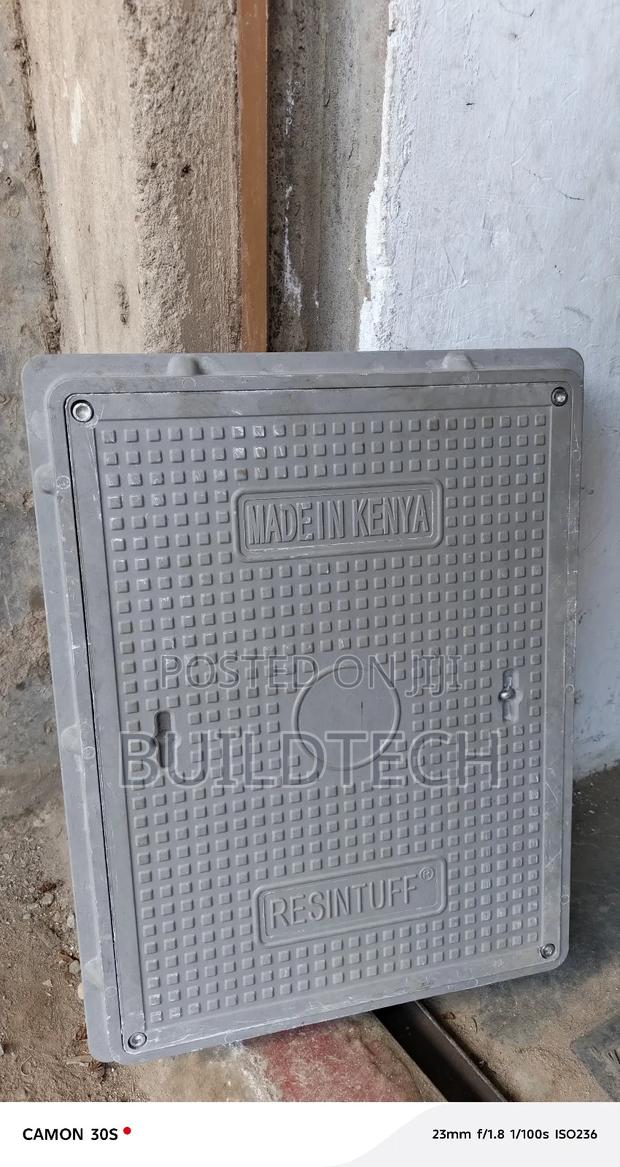 Reinforced Locable Fibre Manhole Cover450×600