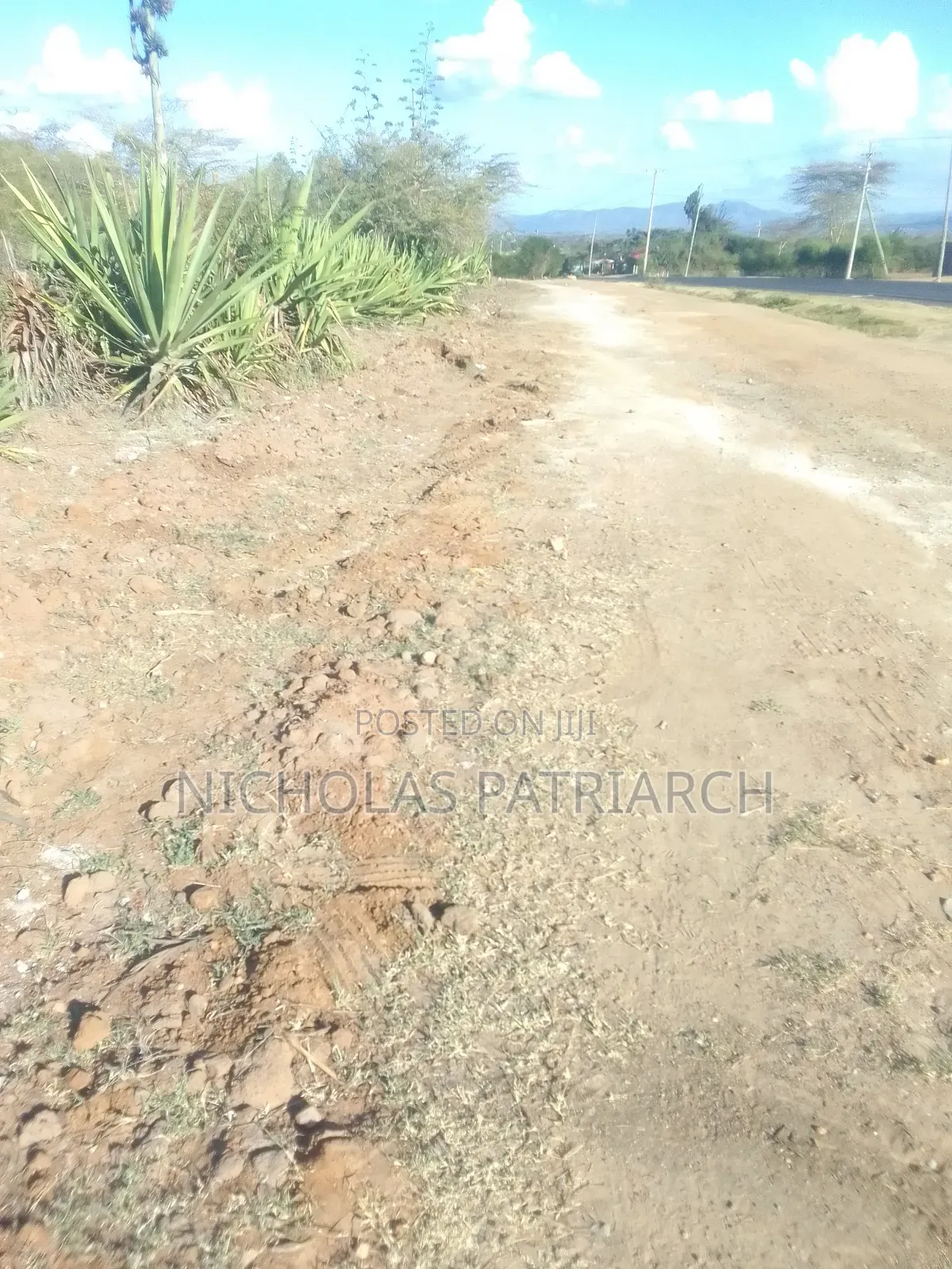 1 Acres Machakos -Kithini Touching Machakos -Nairobi at 15m