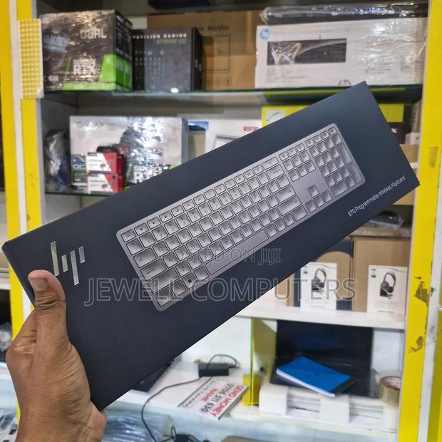 HP 970 Programmable Wireless Keyboard Rechargeable Battery Wireless - thumbnail 5