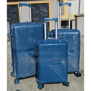 *3 in 1 Luxurious Unbreakable Pp Suitcases.