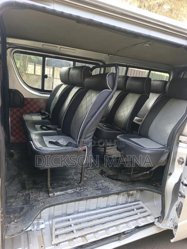 Toyota HiAce 2015 Silver - thumbnail 9