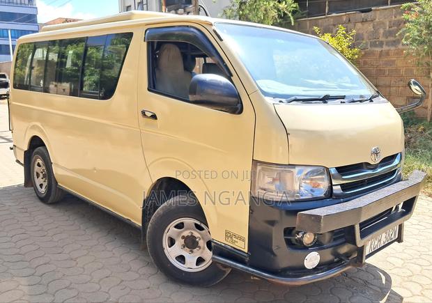 Toyota HiAce 2008 Beige - thumbnail 2