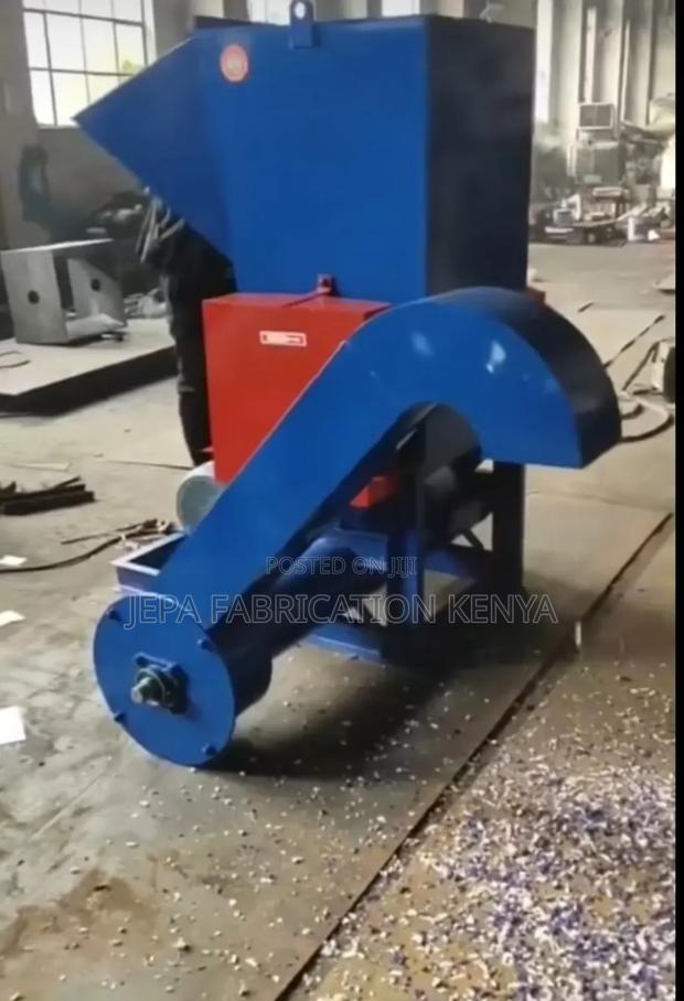 Plastic Shredder - main view