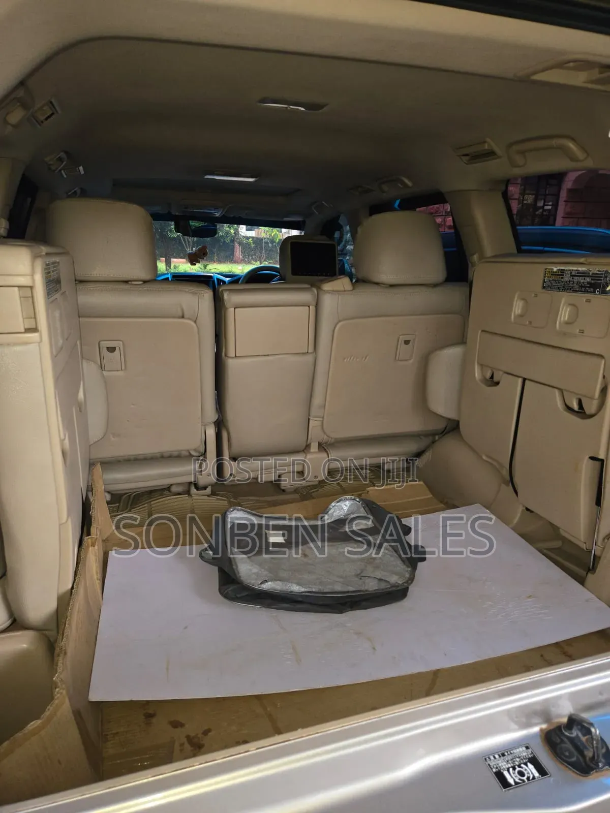 Toyota Land Cruiser 4.6 V8 ZX 2014 Silver