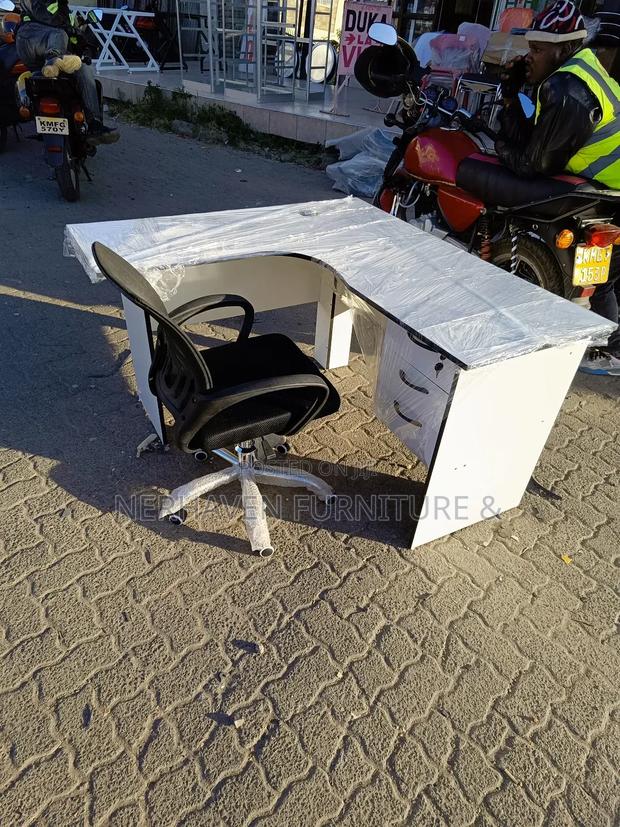 Modern L-Shape Office Desk – Space Saving Corner Workstation - thumbnail 3