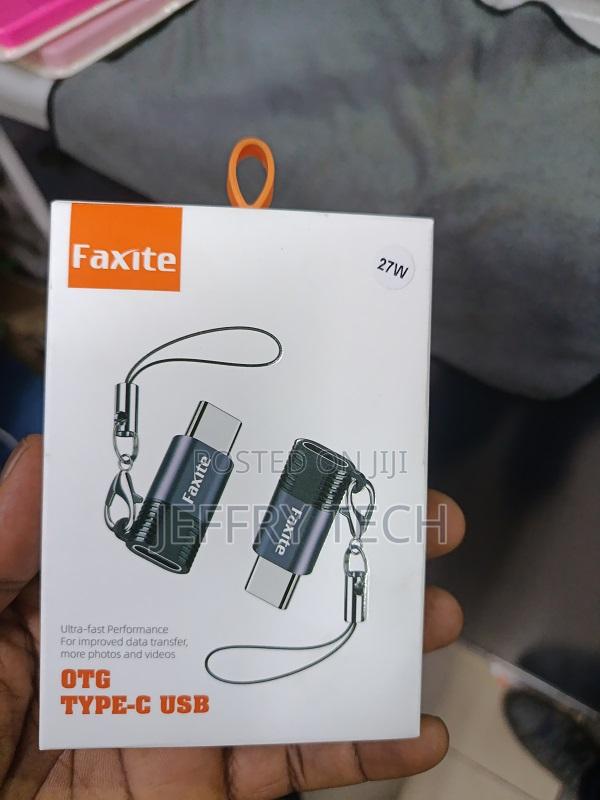 Otg Adapter Lightning Female to Type-C Male - thumbnail 2