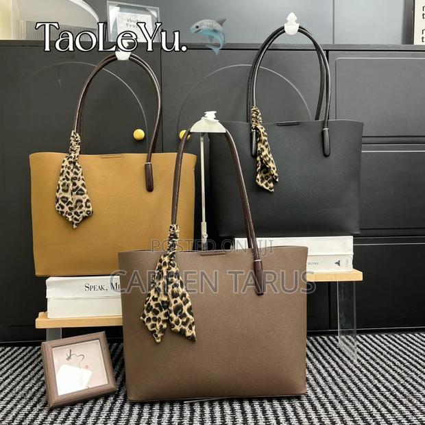 Fashioned and Unique Handbags - thumbnail 8