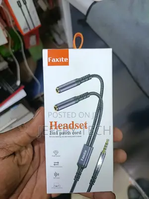 Headphone Splitter, 3.5mm Audio Stereo Y Splitter Cable Male to Female