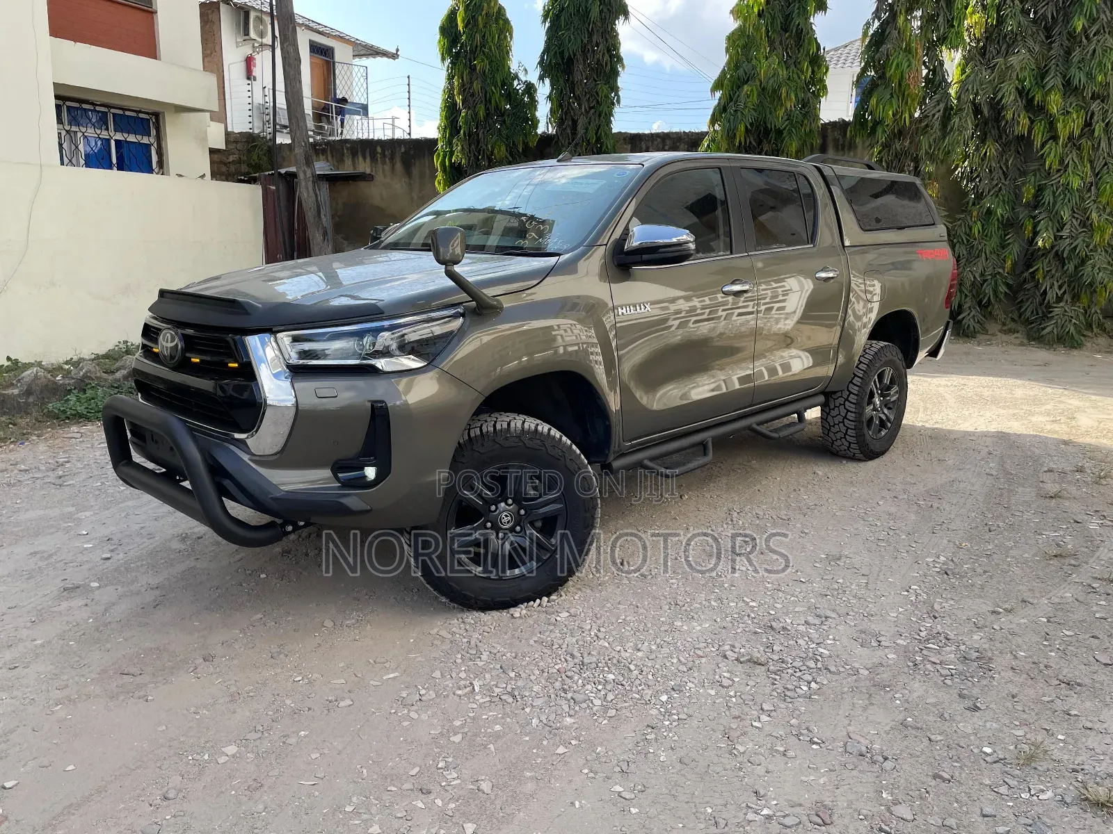 Toyota Hilux 2022 Gray