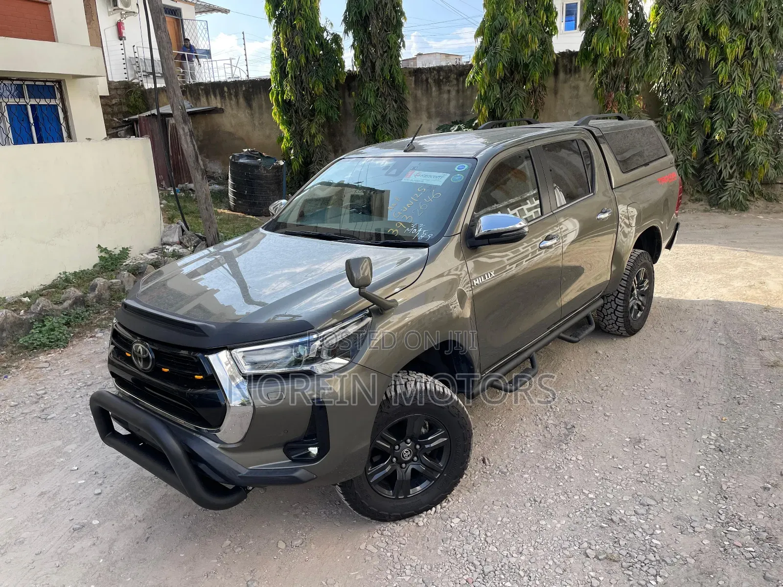 Toyota Hilux 2022 Gray